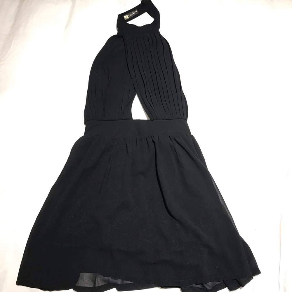 Lyx Overflod Black High Neck Dress & Front Cross